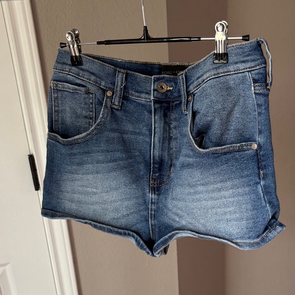 Kendall & Kylie Blue Denim Jean Shorts - Picture 1 of 3